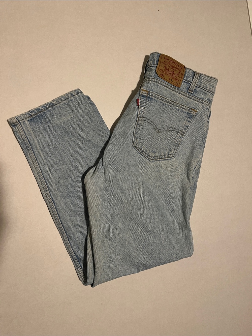 Vtg Levi's 550 Light Blue Jeans Made in USA